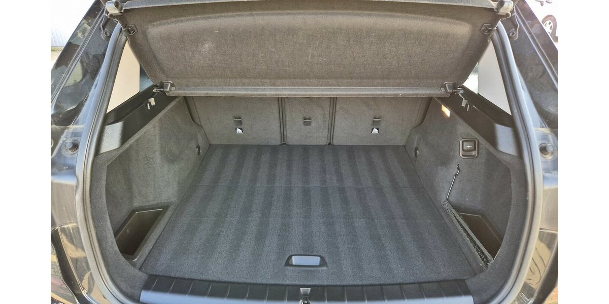 BMW X1 sDrive 18 i Advantage LED, Navigation 53.758 km 17.690 &euro; Rodgau 63110