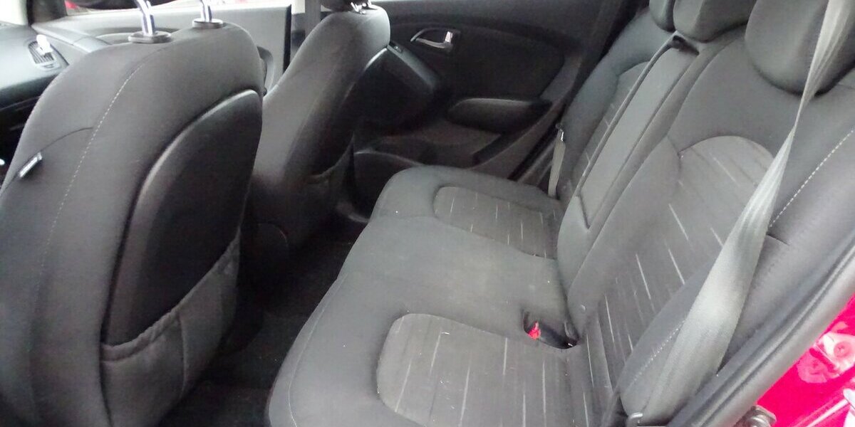 Hyundai ix35 FIFA World Cup Edition 2W,AHK 78.713 km 8.990 &euro; Rodgau 63110