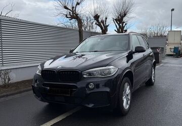 BMW X5 226.800 km 17.800 &euro; Offenbach am Main 63069