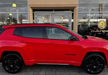 Jeep Compass 9.099 km 25.199 &euro; Aschaffenburg 63741