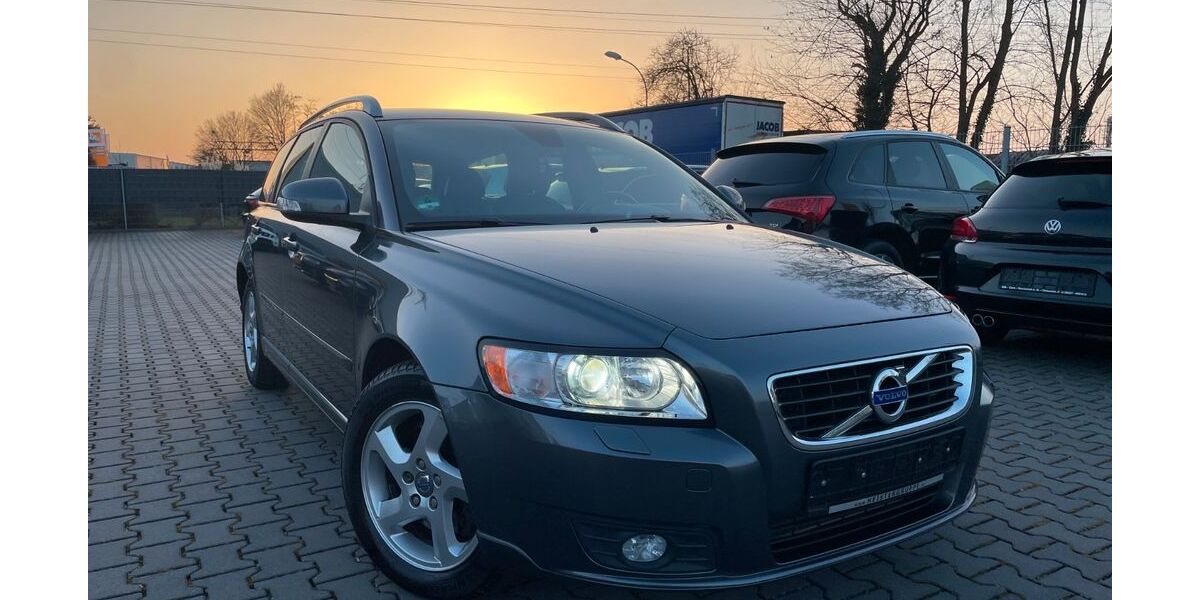 Volvo V50 168.000 km 7.999 &euro; Stockstadt a.M. 63811