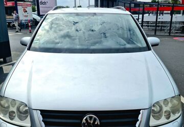 VW Touran 318.000 km 1.000 &euro; Mühlheim am Main 63071