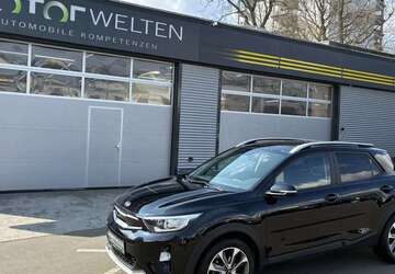 Kia Stonic 72.000 km 12.200 &euro; Friedrichsdorf 61381
