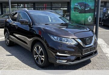 Nissan Qashqai 162.000 km 9.970 &euro; Hanau 63452