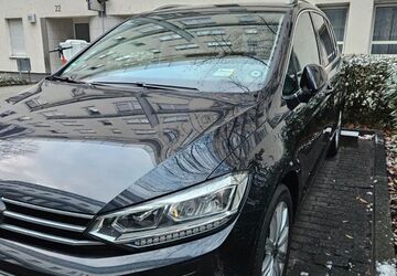 VW Touran 96.070 km 20.900 &euro; Frankfurt am Main 60326