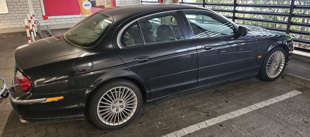 Jaguar S-Type 312.000 km 1.800 &euro; Bad Vilbel 61118