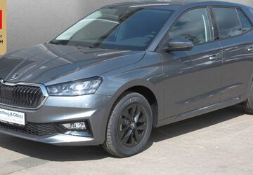 Skoda Fabia 9.500 km 21.790 &euro; Maintal 63477