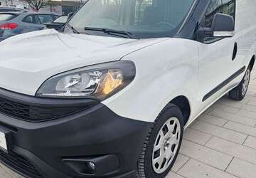 Fiat Doblo 88.440 km 9.990 &euro; Aschaffenburg 63741