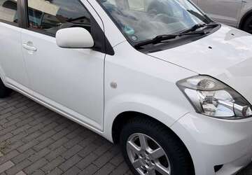 Daihatsu Sirion 133.337 km 2.199 &euro; Mainhausen 63533