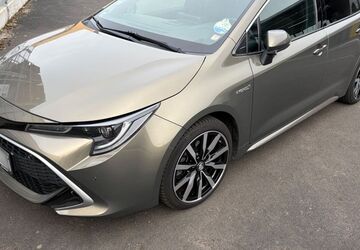 Toyota Corolla 83.000 km 22.500 &euro; Gelnhausen 63571