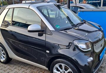 Smart ForTwo 36.850 km 10.600 &euro; Frankfurt am Main 60596