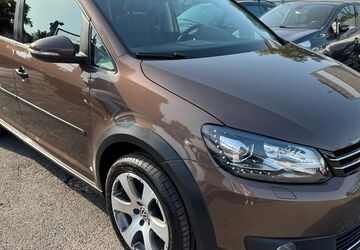 VW Touran 202.000 km 6.900 &euro; Frankfurt - Griesheim 65933