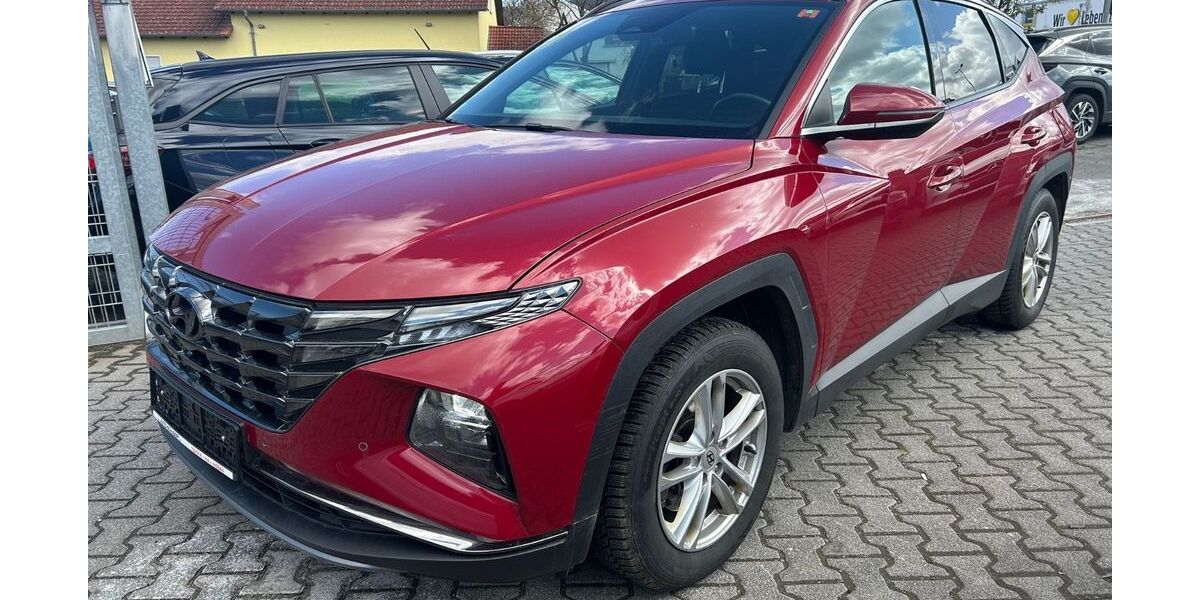 Hyundai TUCSON 172.000 km 15.999 &euro; Büdingen 63654