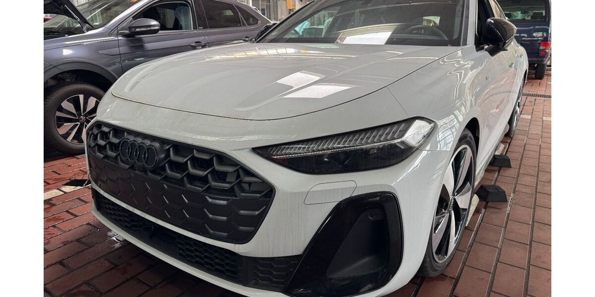 Audi A5 4.281 km 45.850 &euro; Frankfurt am Main 65936