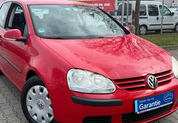 VW Golf 213.461 km 2.250 &euro; Offenbach 63071