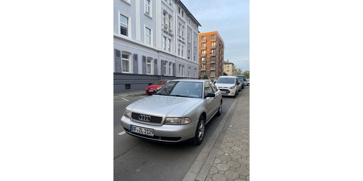 Audi A4 134.000 km 2.350 &euro; Offenbach 63067