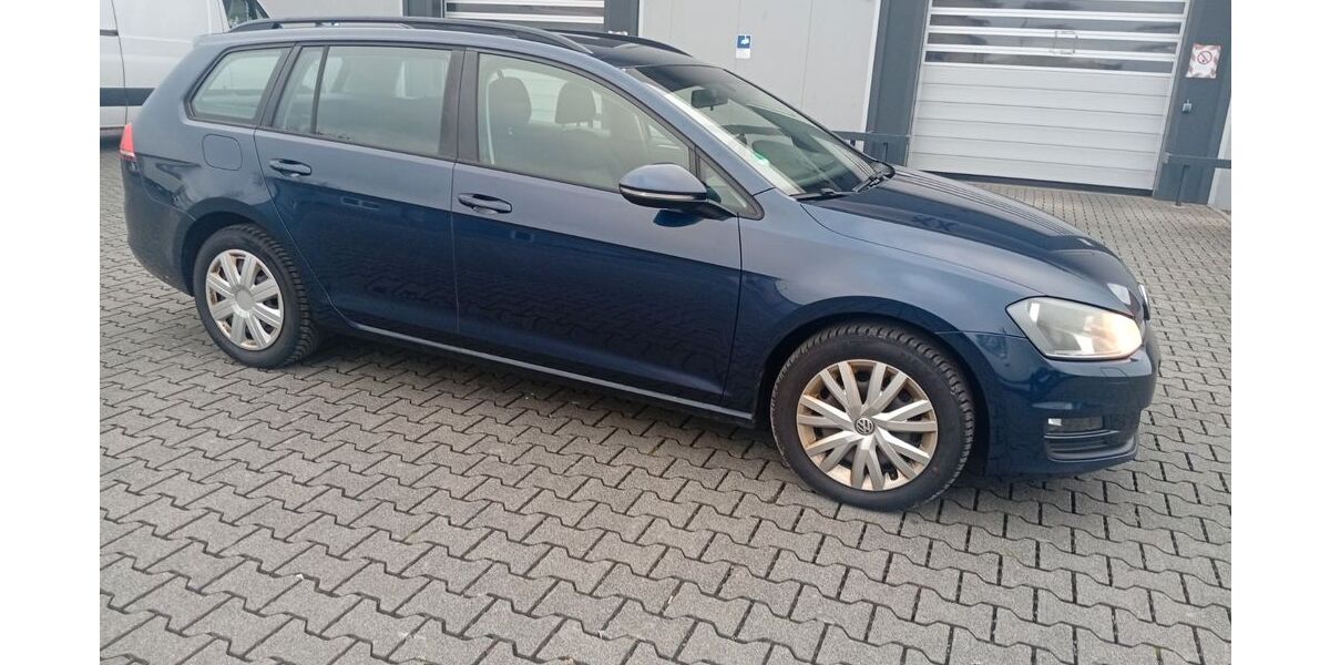 VW Golf 299.500 km 4.600 &euro; Hanau 63452