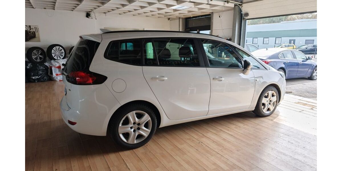 Opel Zafira Tourer 154.000 km 12.999 &euro; Rodgau 63110