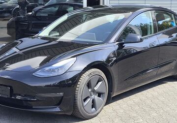 Tesla Model 3 81.503 km 28.450 &euro; Dieburg 64807