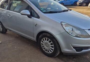 Opel Corsa 216.000 km 900 &euro; FRANKFURT 65933