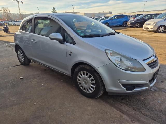 Opel Corsa 216.000 km 900 &euro; FRANKFURT 65933