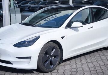 Tesla Model 3 100.000 km 25.450 &euro; Dieburg 64807