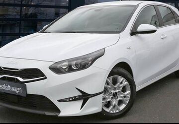 Kia ceed / Ceed 7.990 km 21.229 &euro; Aschaffenburg 63741