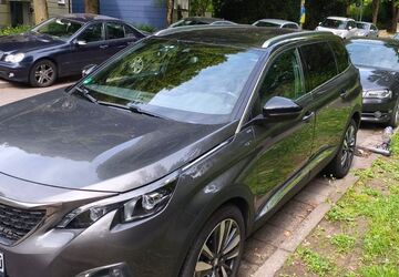Peugeot 5008 64.300 km 22.995 &euro; Frankfurt am Main 60439