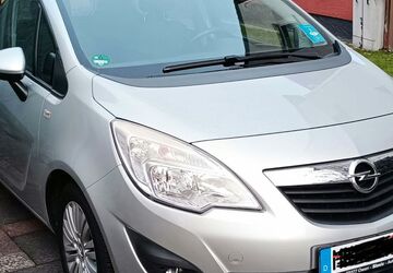 Opel Meriva 112.000 km 5.400 &euro; Gelnhausen 63571