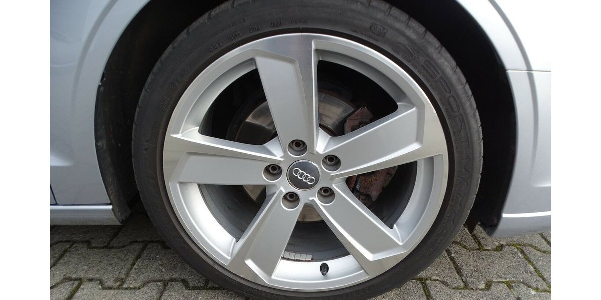 Audi A3 35 2,0l TDI S-Line Paket, Navi, Klimaauto., PDC 123.848 km 15.990 &euro; Rodgau 63110