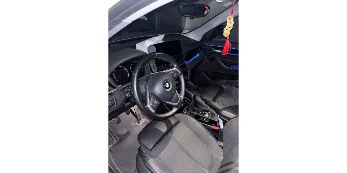 BMW X1 80.000 km 17.900 &euro; Frankfurt am Main 60323