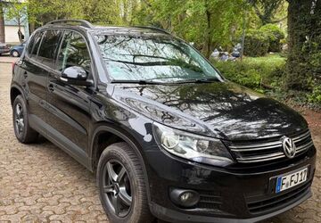VW Tiguan 219.000 km 7.450 &euro; Frankfurt 60489