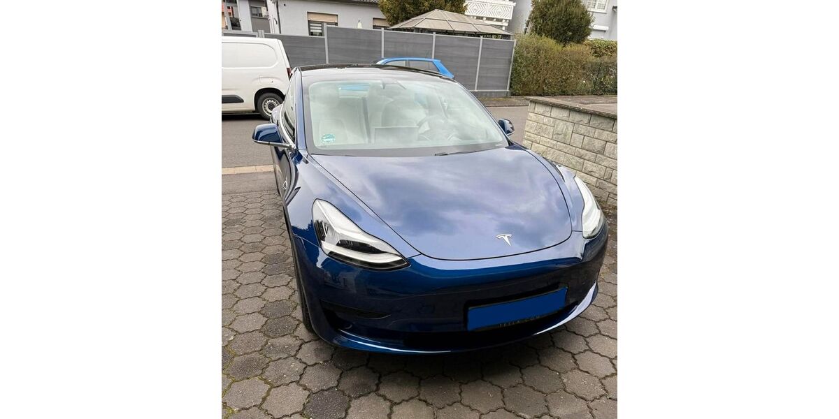 Tesla Model 3 15.000 km 22.900 &euro; Alzenau 63755