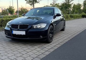 BMW 318 148.200 km 8.499 &euro; Frankfurt am Main 60489