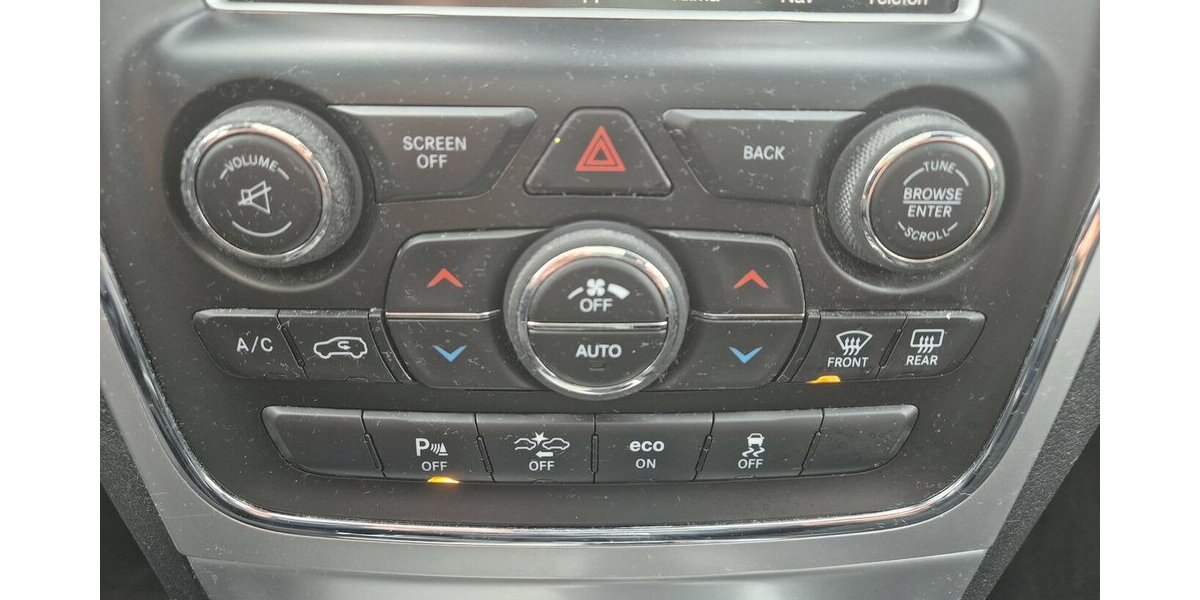 Jeep Grand Cherokee 6.4 V8 HEMI SRT 8-Gang Automatik 250.000 km 17.990 &euro; Rodgau 63110