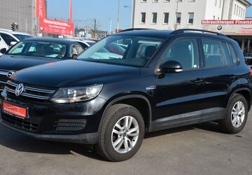VW Tiguan 129.000 km 11.900 &euro; Frankfurt am Main 60388