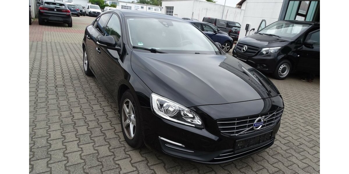 Volvo S60 Kinetic Klima, Navigation 196.500 km 7.999 &euro; Rodgau 63110