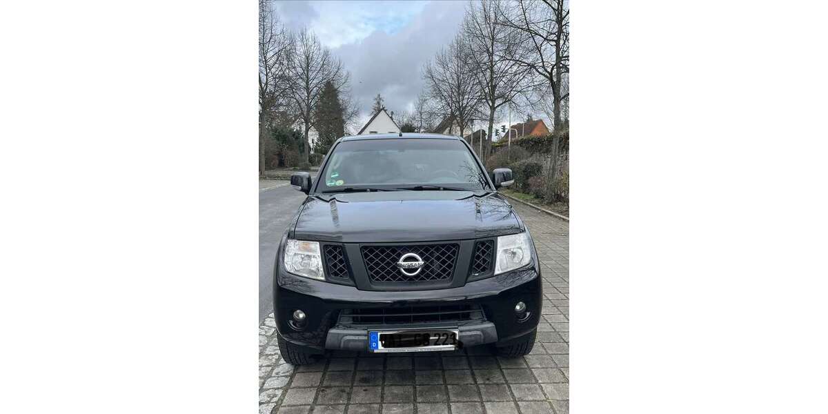 Nissan Navara 130.300 km 16.300 &euro; Hanau 63454
