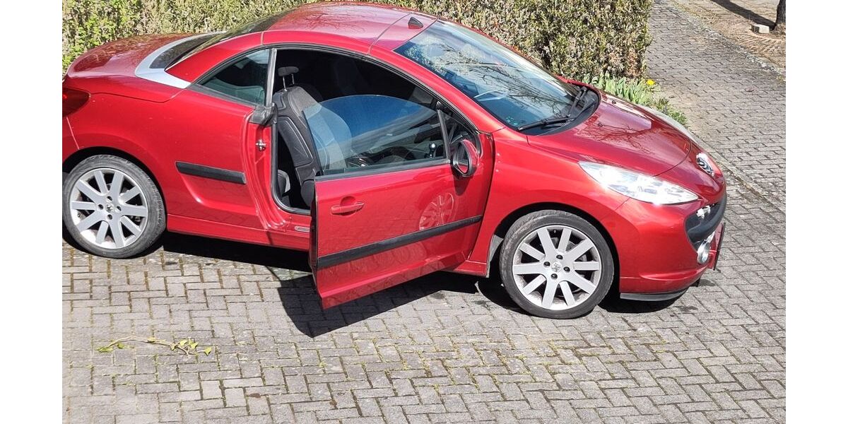 Peugeot 207 90.000 km 3.200 &euro; Büdingen 63654