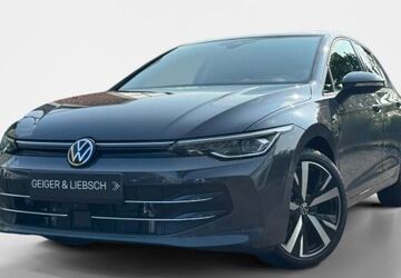 VW Golf 8.900 km 39.985 &euro; Freigericht 63579
