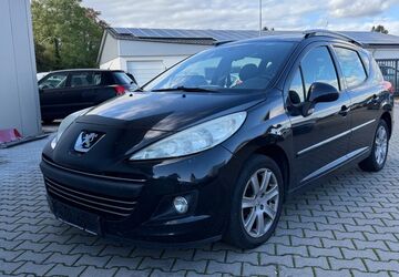 Peugeot 207 173.000 km 1.900 &euro; Büdingen-Düdelsheim 63654