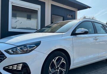 Hyundai i30 156.729 km 9.399 &euro; Messel 64409