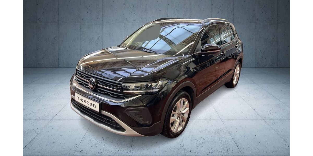 VW T-Cross 26.100 km 21.380 &euro; Frankfurt am Main 60528