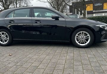 Mercedes-Benz A 180 134.650 km 16.999 &euro; Frankfurt am Main 60437