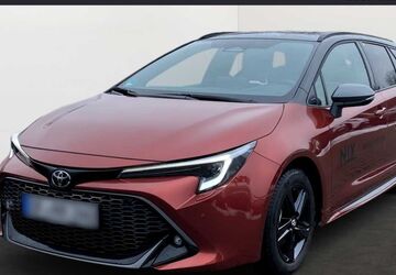 Toyota Corolla 12.000 km 33.990 &euro; Offenbach 63071