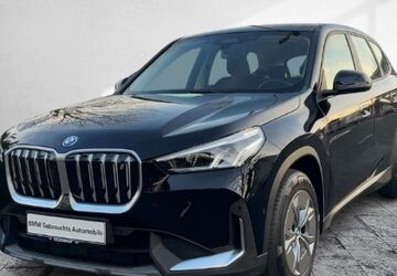 BMW iX1 30.358 km 30.966 &euro; Frankfurt 60314