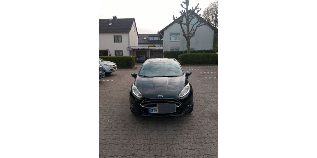 Ford Fiesta 49.268 km 7.500 &euro; Eschborn 65760
