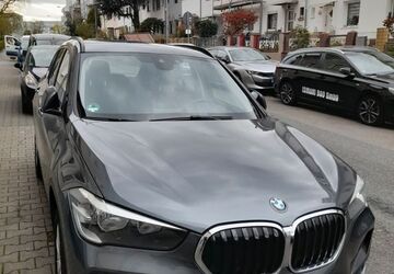 BMW X1 207.370 km 14.990 &euro; Frankfurt am Main 60326