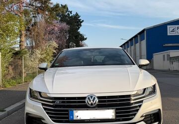 VW Arteon 176.500 km 21.900 &euro; Hanau 63456