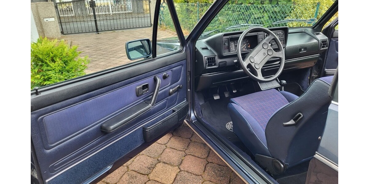 VW Golf I Cabriolet 364.000 km 7.500 &euro; Rödermark 63322